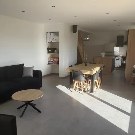 Maison Leonora 度假居 *